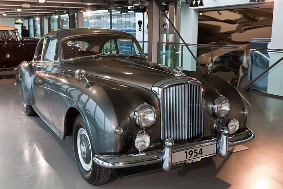 Bentley 1954