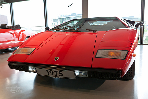 Lamborghini Countach LP400